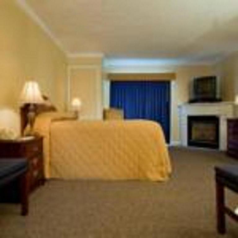 Innseason Resorts Captain'S Quarters Falmouth Rom bilde