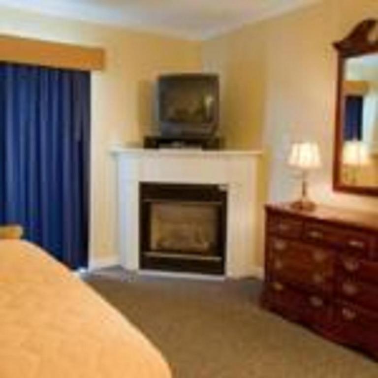 Innseason Resorts Captain'S Quarters Falmouth Rom bilde