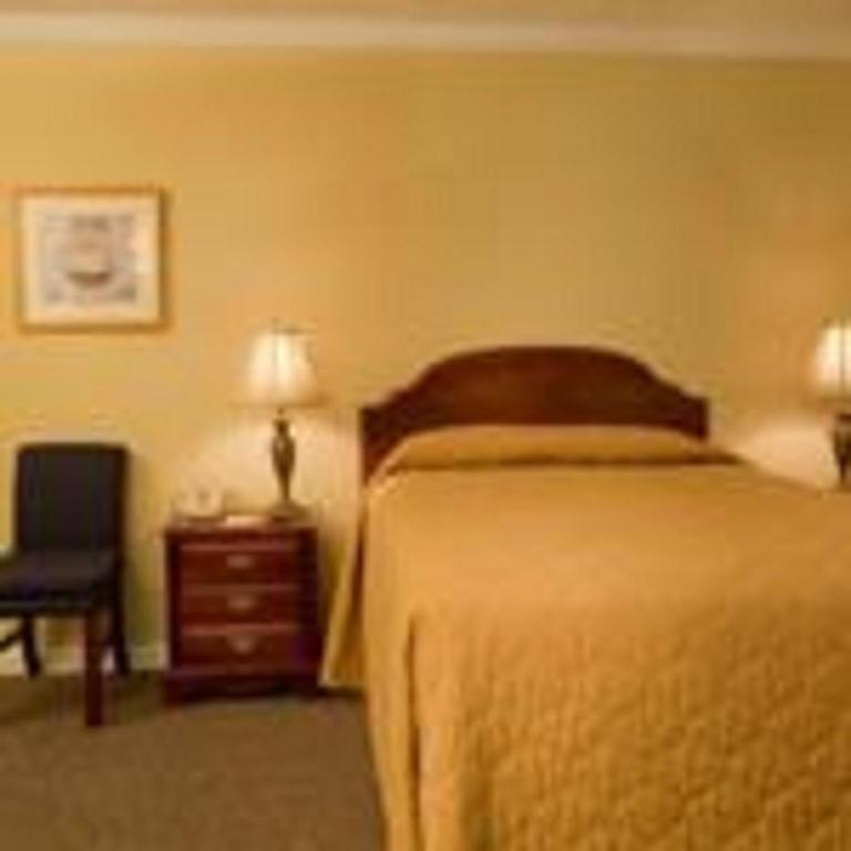 Innseason Resorts Captain'S Quarters Falmouth Rom bilde